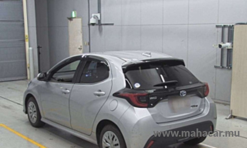 2021 Toyota Yaris photo 4