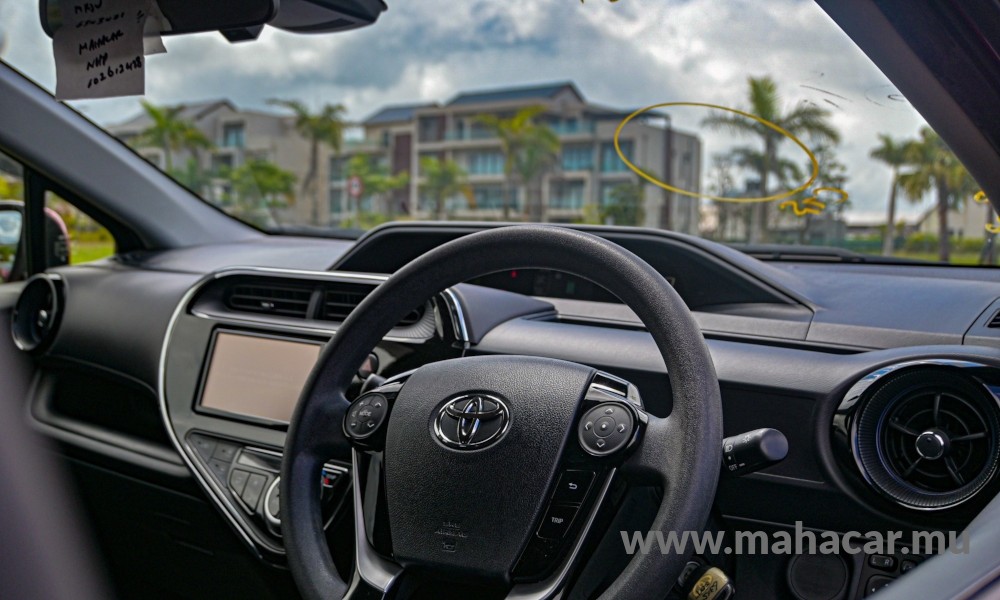 2019 Toyota AQUA photo 7