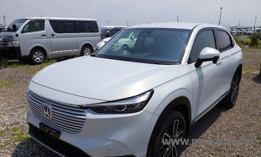 2022 Honda VEZEL Z HYBRID, White