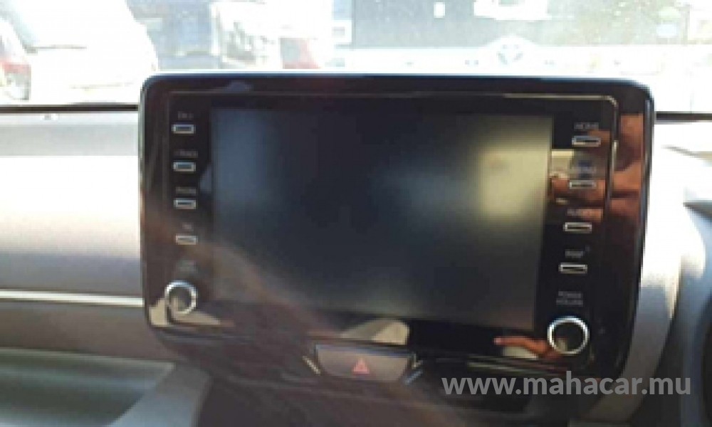 2021 Toyota Yaris photo 7
