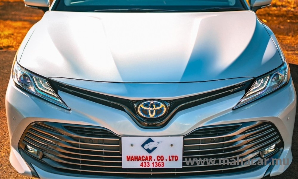 2020 Toyota Camry photo 3