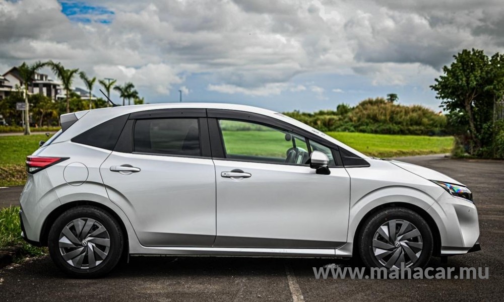 2021 Nissan NOTE E-POWER photo 8