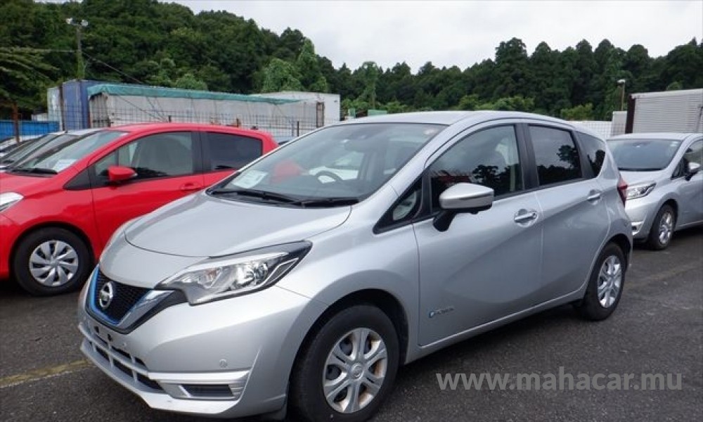 2019 Nissan NOTE E-POWER, Silver