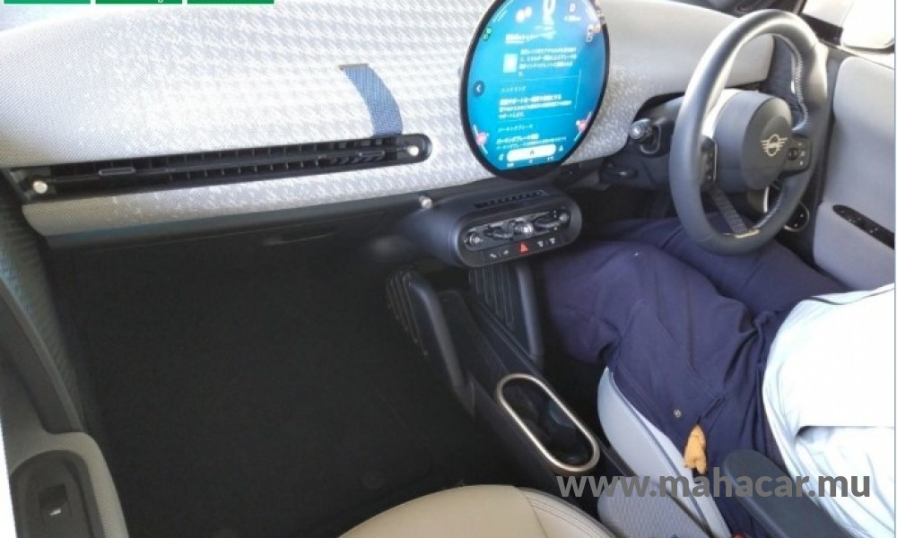 2024 BMW Mini Cooper photo 6