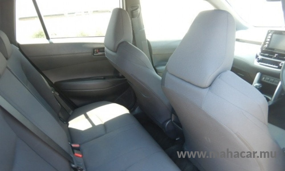 2023 Toyota COROLLA CROSS photo 16