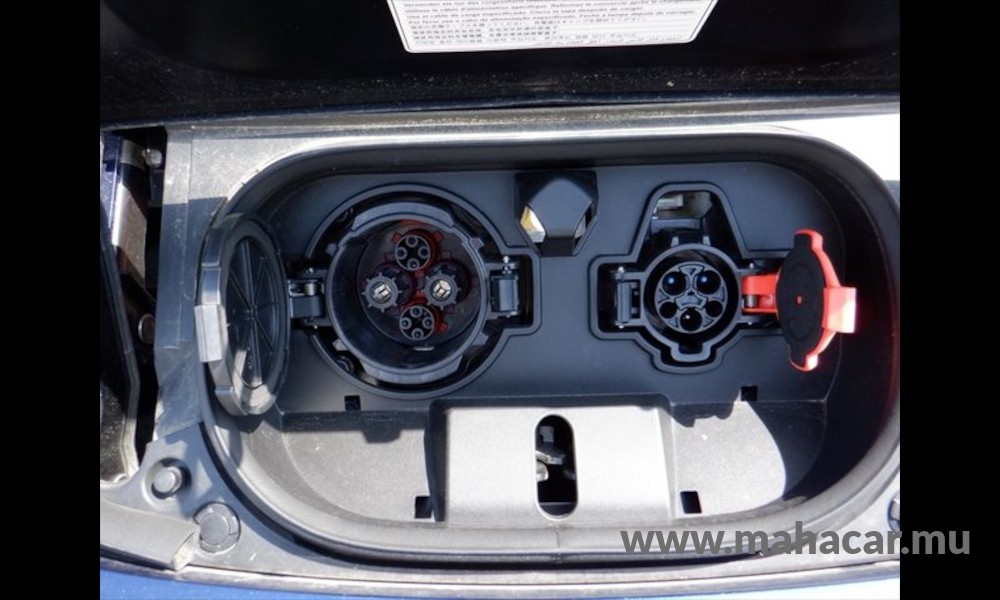 2020 Nissan Leaf X-V photo 9