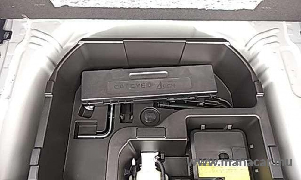 2019 Toyota AQUA photo 3