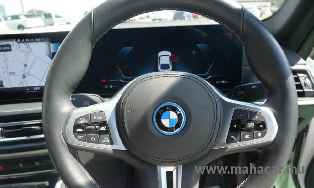 2022 BMW i4 photo 6