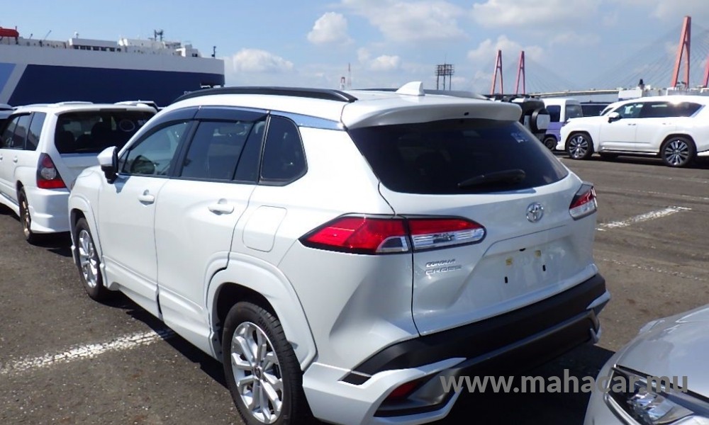 2022 Toyota COROLLA CROSS photo 3