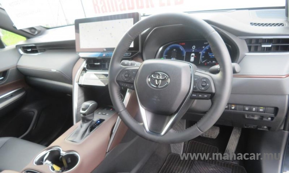 2023 Toyota Harrier photo 9