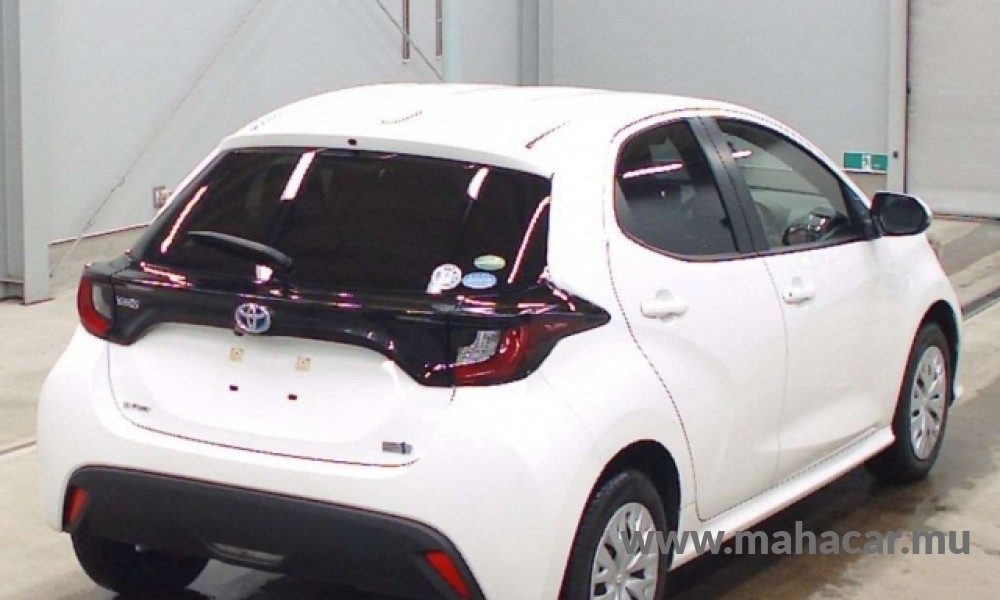 2020 Toyota Yaris photo 5