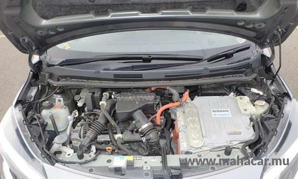 2019 Nissan NOTE E-POWER photo 5