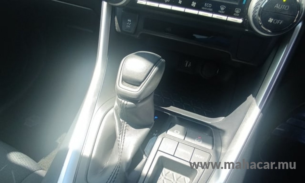 2023 Toyota Rav4 photo 12