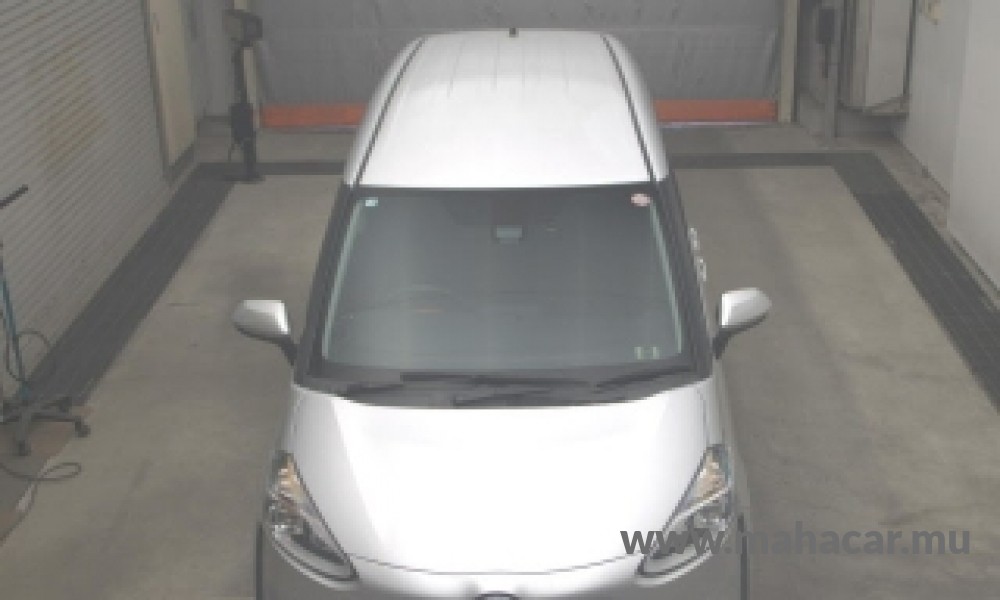 2022 Toyota Sienta photo 6