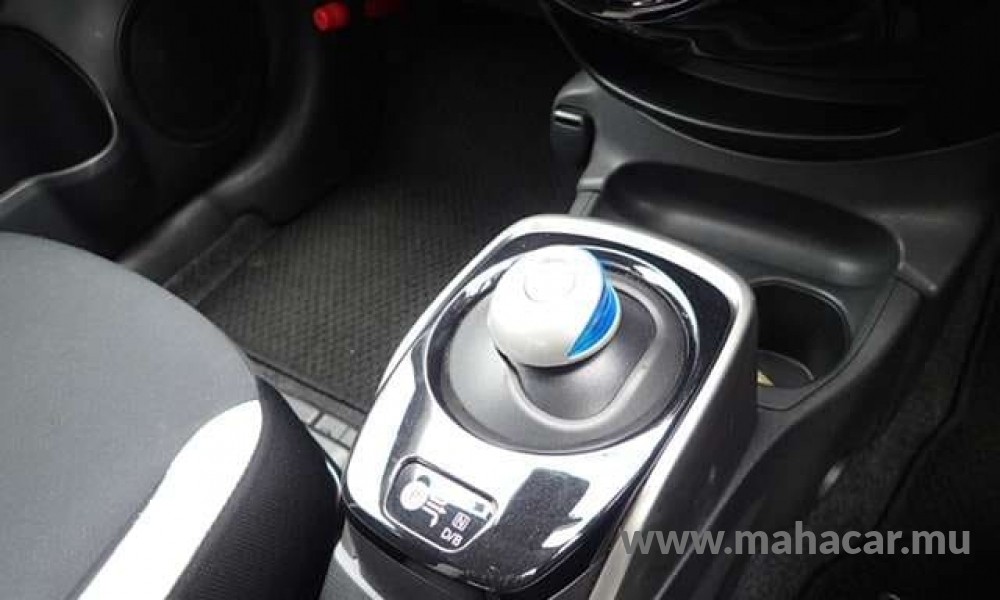 2019 Nissan NOTE E-POWER photo 15