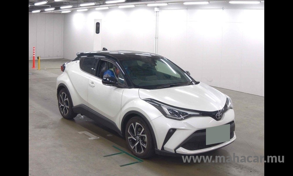 2020 Toyota CHR, Pearl White