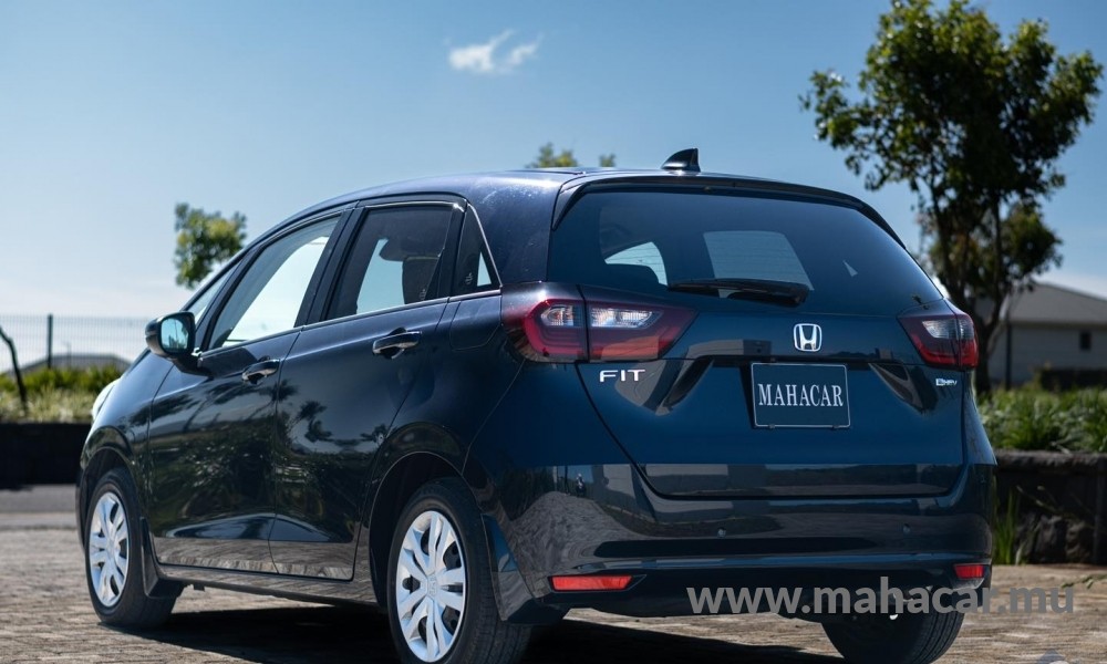 2020 Honda FIT HYBRID photo 12