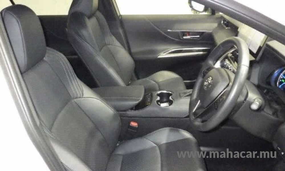 2020 Toyota Harrier photo 8