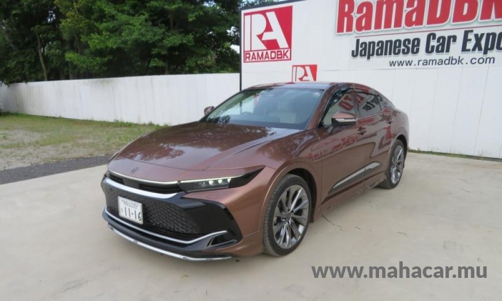 2023 Toyota Crown, Brown