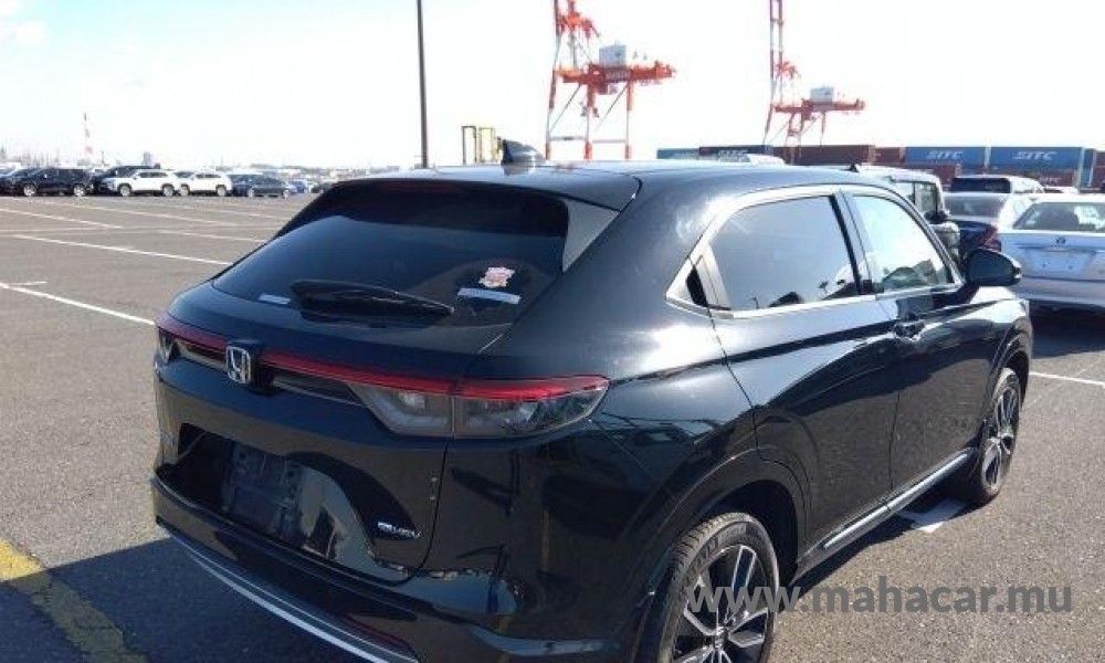 2021 Honda VEZEL Z HYBRID photo 3