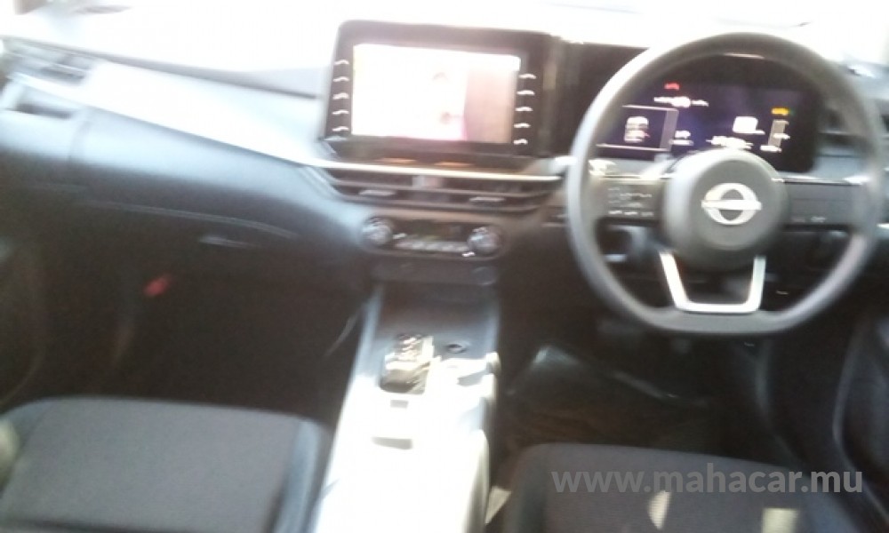 2021 Nissan NOTE E-POWER photo 7
