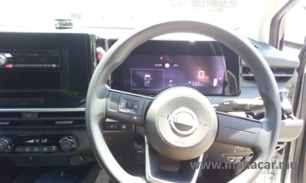 2023 Nissan NOTE E-POWER photo 10