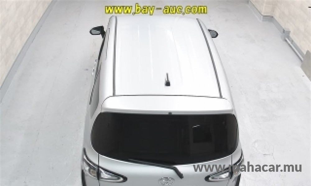 2022 Toyota Sienta photo 5