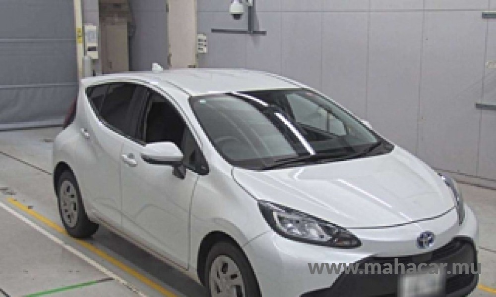 2021 Toyota AQUA photo 5