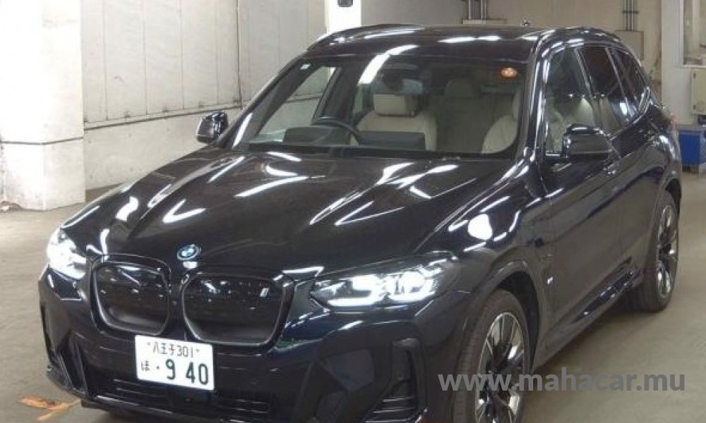2023 BMW iX3, Black