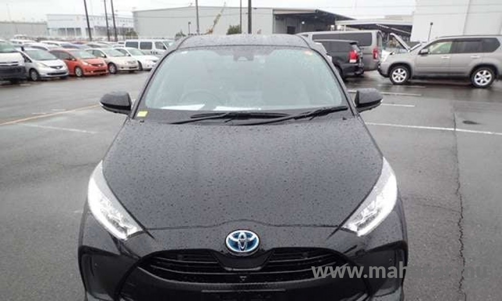 2022 Toyota Yaris Hybrid photo 4