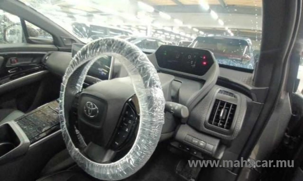 2024 Toyota BZ4X photo 10