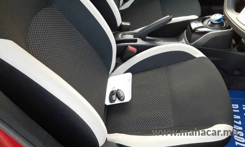 2020 Nissan NOTE E-POWER photo 8