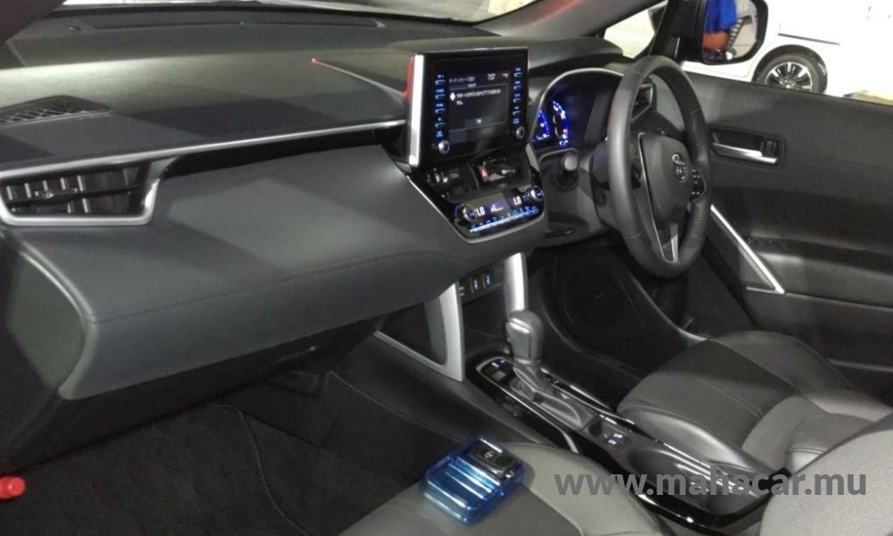 2022 Toyota COROLLA CROSS photo 4