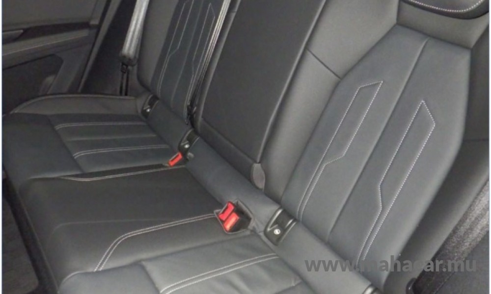 2023 AUDI Q4 photo 6