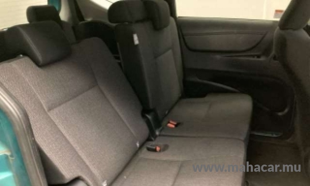 2021 Toyota Sienta photo 8