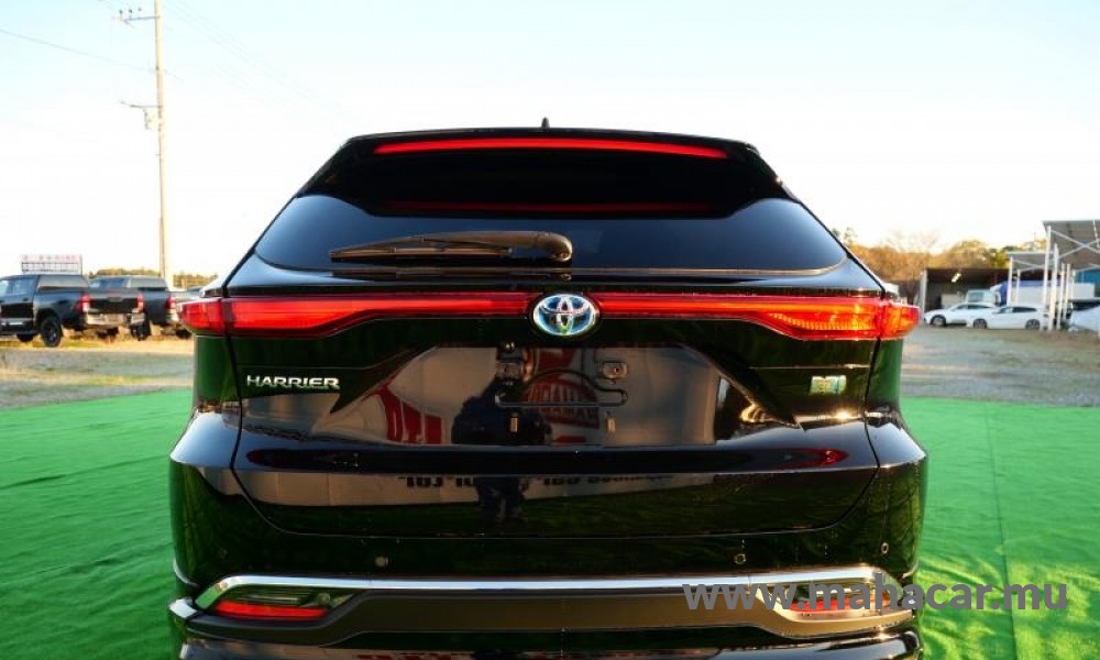 2023 Toyota Harrier photo 5