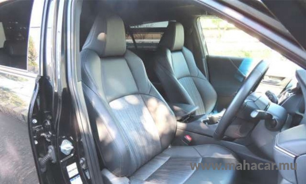 2021 Toyota Harrier photo 5