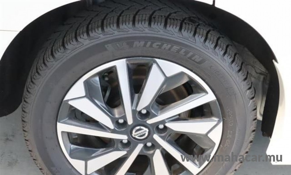 2022 Nissan SERENA photo 9
