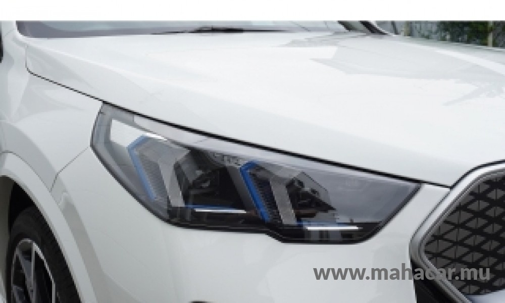 2025 BMW ix2 photo 9
