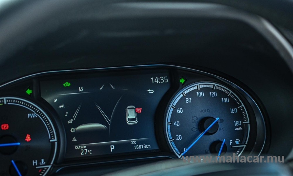 2021 Toyota Harrier photo 8