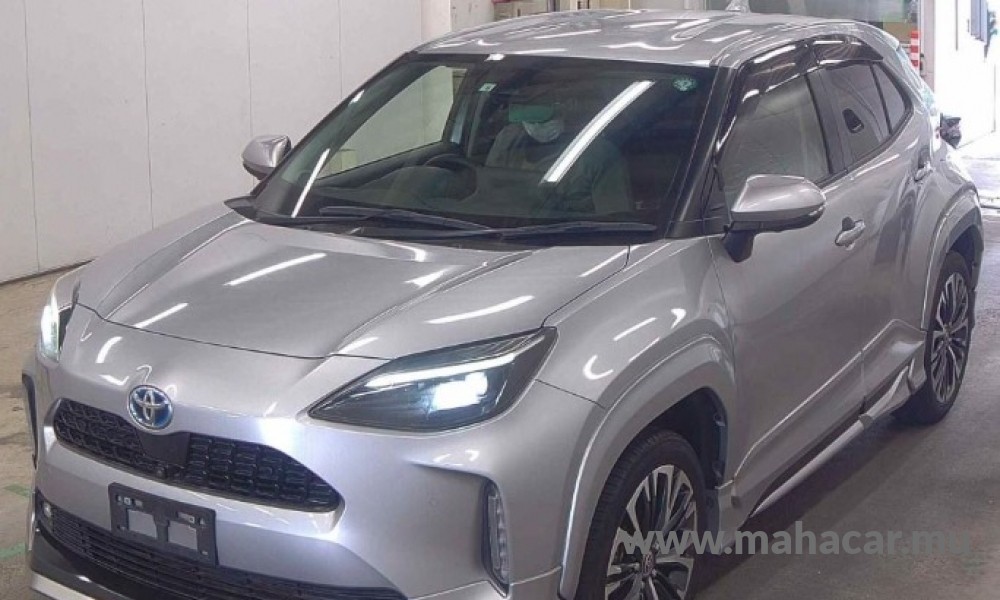 2022 Toyota Yaris Cross Hybrid, Silver