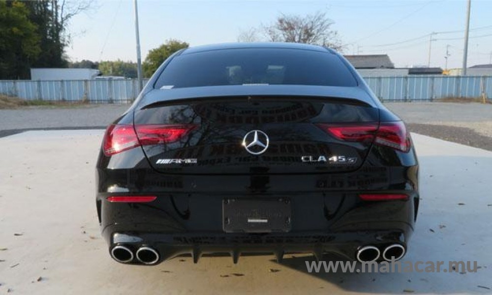 2021 Mercedes CLA 45S photo 2