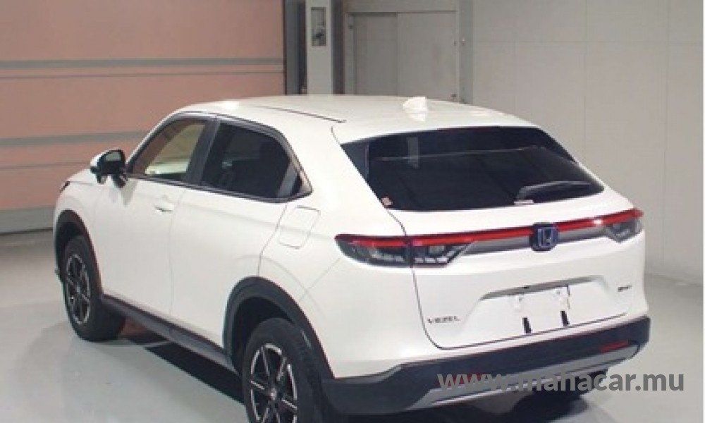 2023 Honda Vezel X Hybrid photo 5