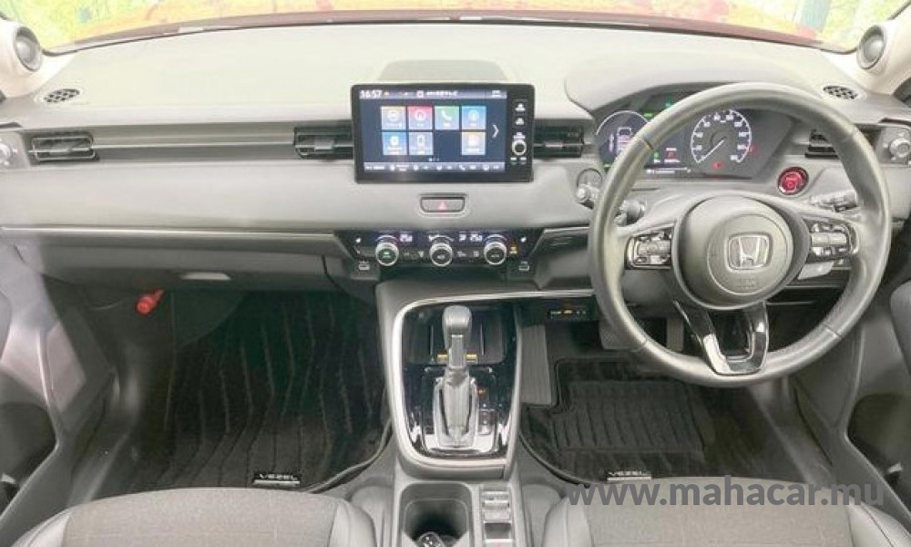 2021 Honda VEZEL Z HYBRID photo 3