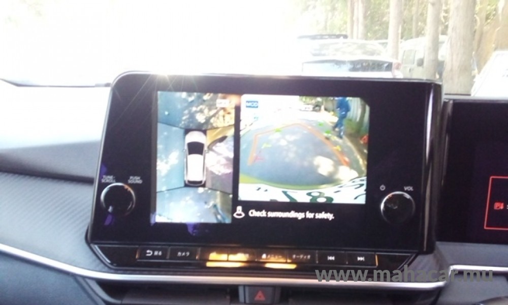 2021 Nissan NOTE E-POWER photo 18