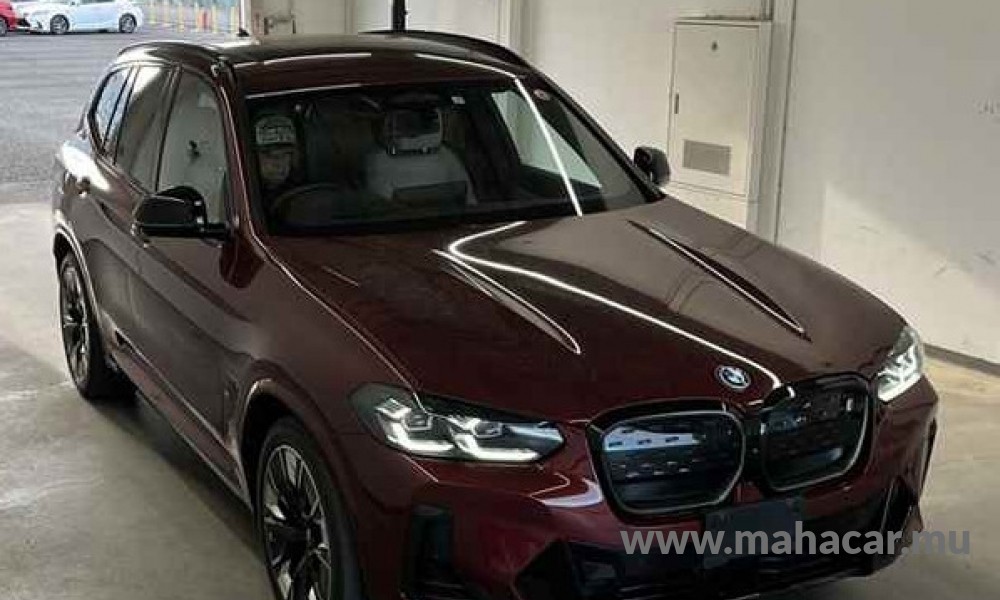 2021 BMW iX3, Red