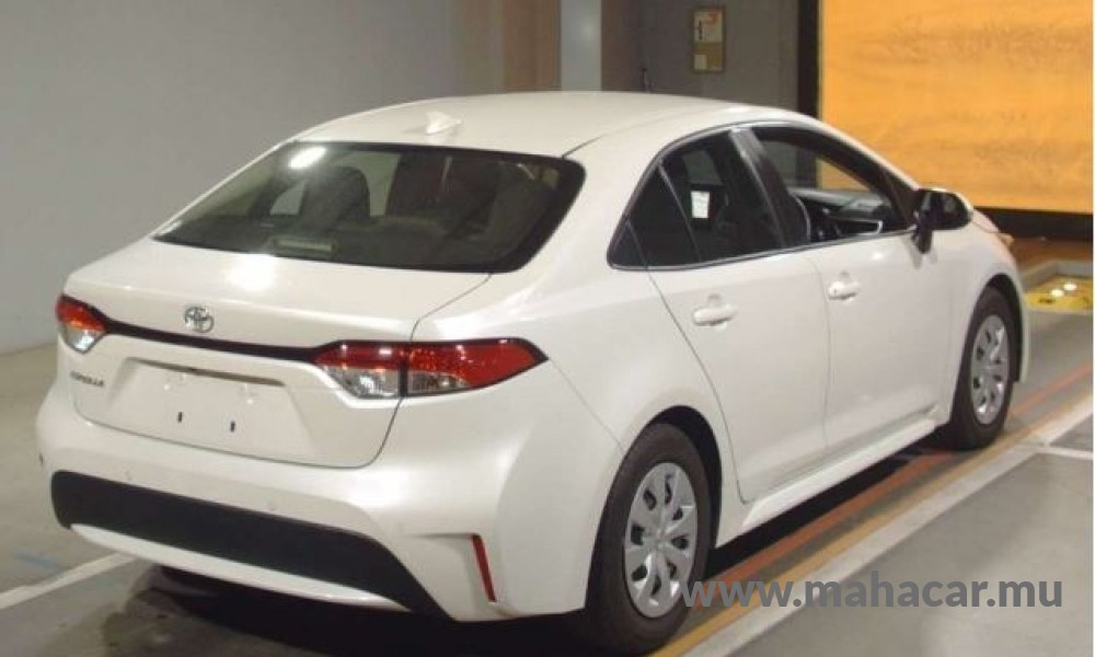 2020 Toyota Corolla photo 2