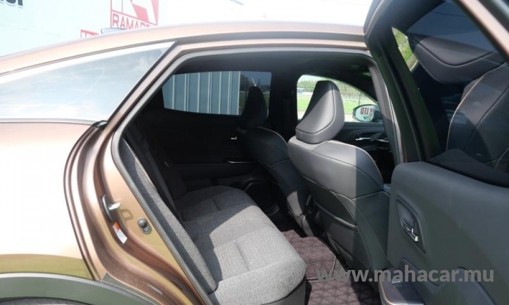 2023 Toyota Crown photo 9