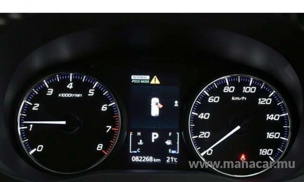 2020 Mitsubishi Outlander photo 6