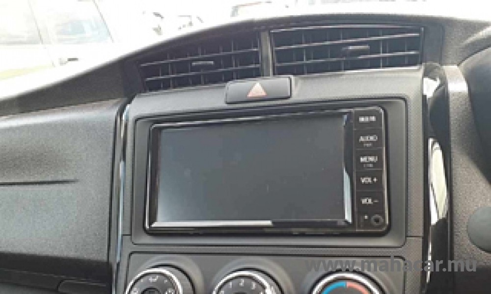 2023 Toyota Corolla Axio photo 9